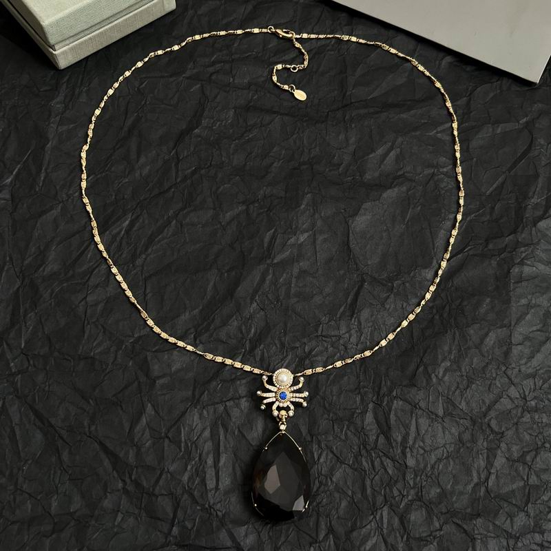McQueen necklace 04yxh09 (8)