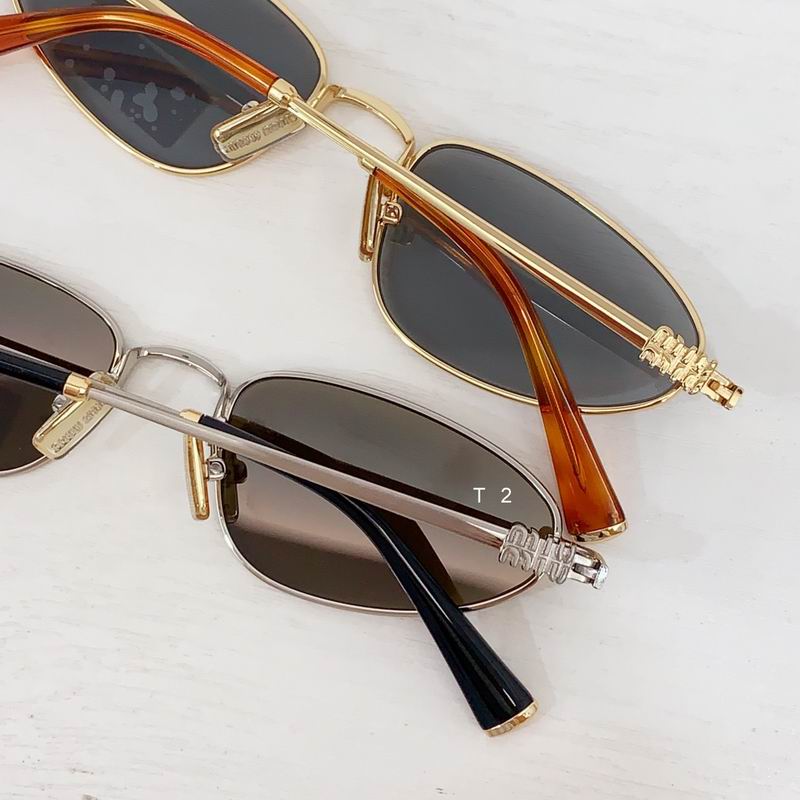 MiuMiu A52 52 19-140 b07