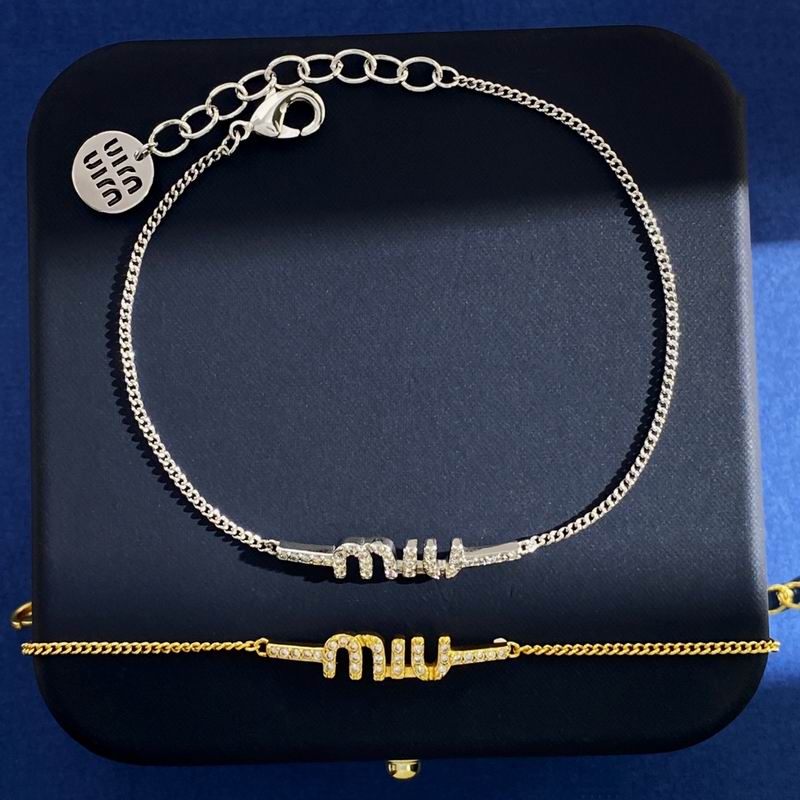 MiuMiu Bracelet 03yxh03 (1)