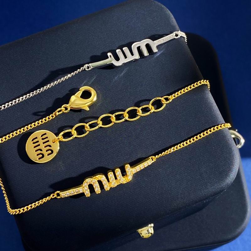 MiuMiu Bracelet 03yxh03 (3)