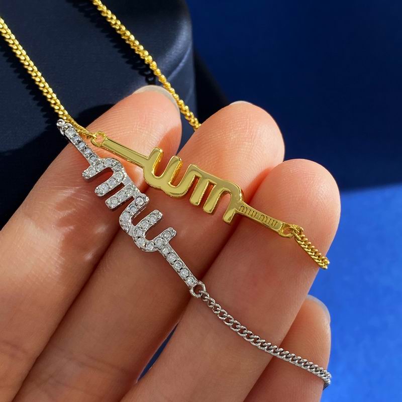 MiuMiu Bracelet 03yxh03 (4)