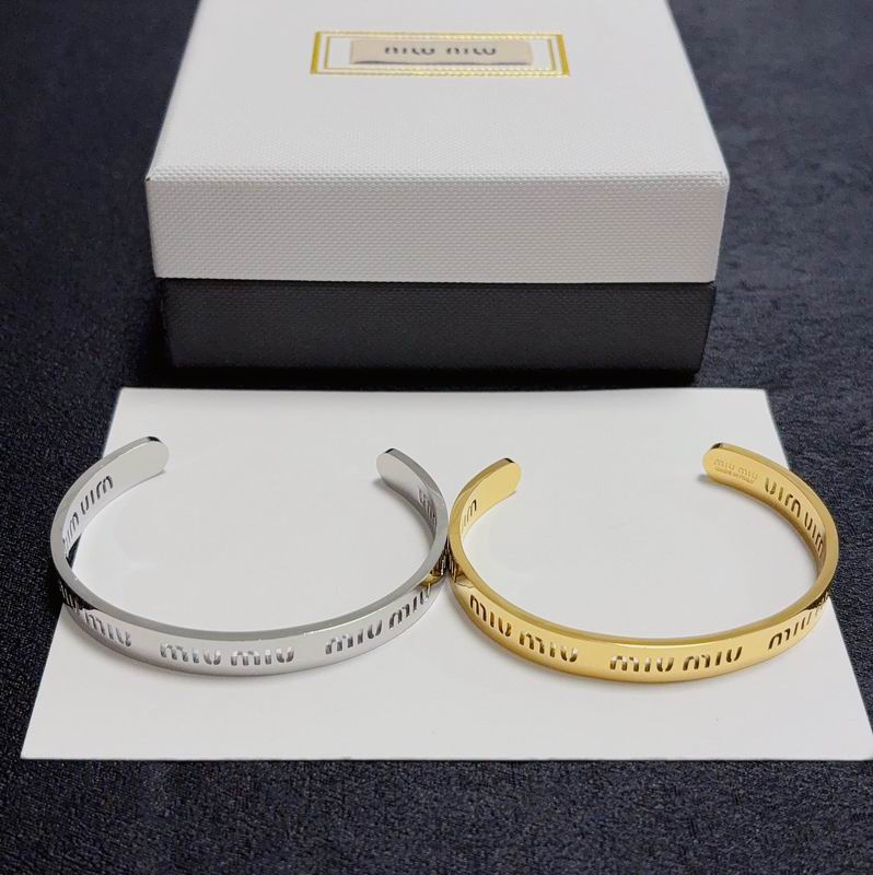 MiuMiu Bracelet 04yxh01 (7)