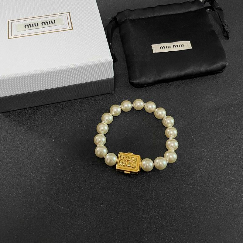 MiuMiu Bracelet 05yxh02 (1)