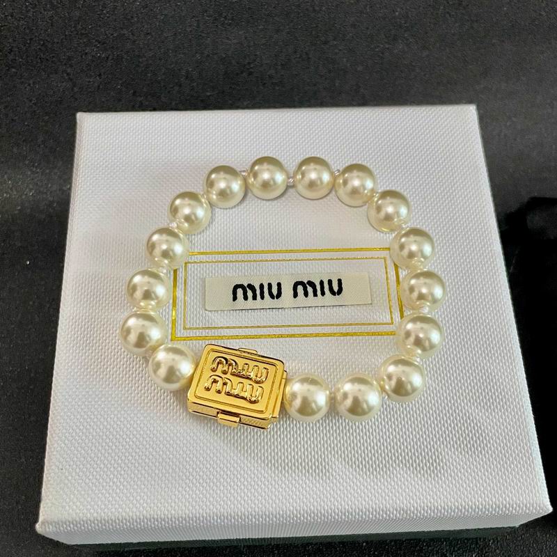 MiuMiu Bracelet 05yxh02 (2)