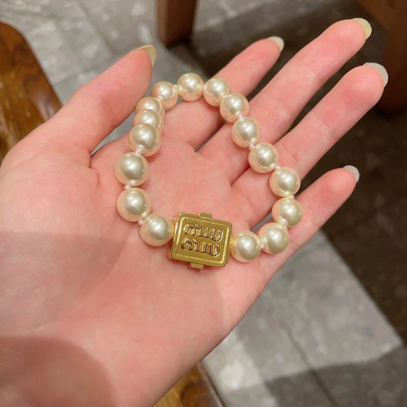 MiuMiu Bracelet 05yxh02 (7)
