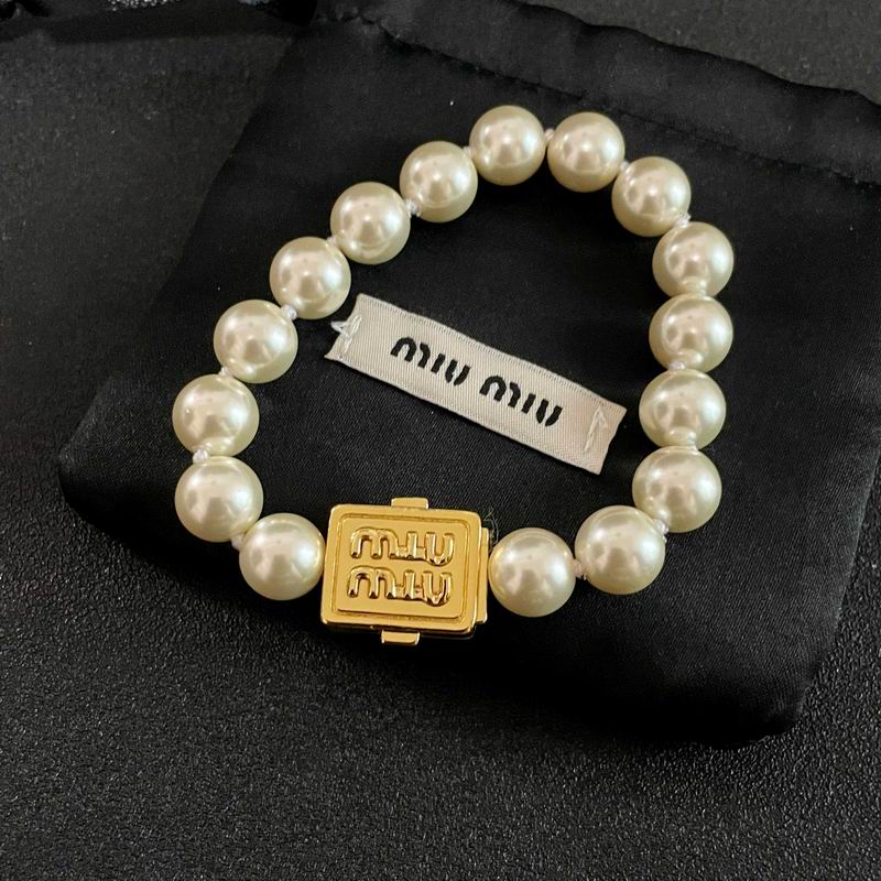 MiuMiu Bracelet 05yxh02 (8)