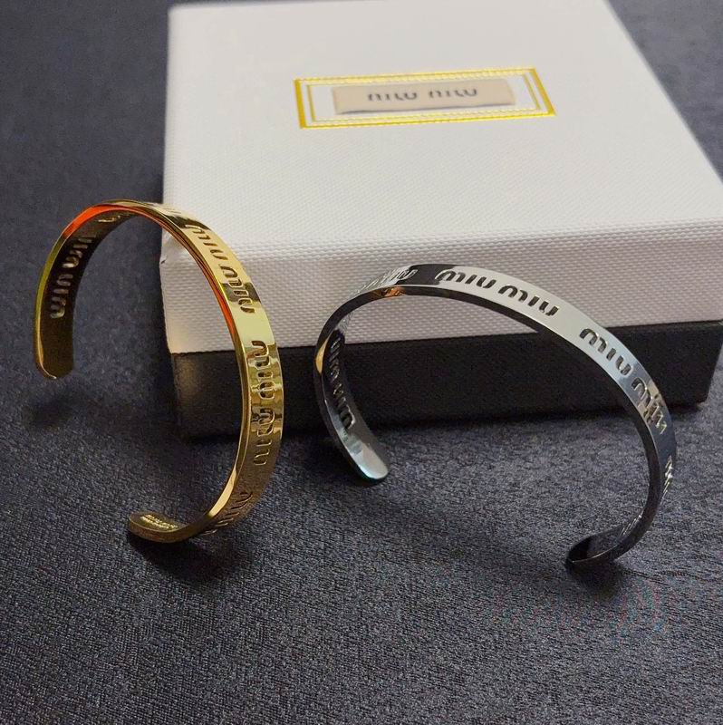 MiuMiu Bracelet 07yxh02 (7)