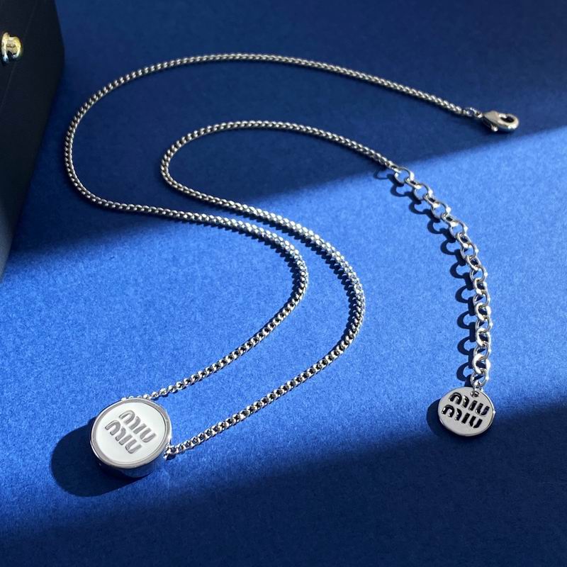 MiuMiu Necklace 03yxh01 (5)