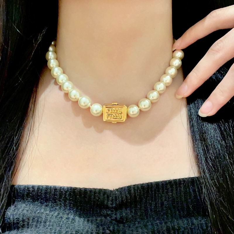 MiuMiu Necklace 05yxh02 (5)
