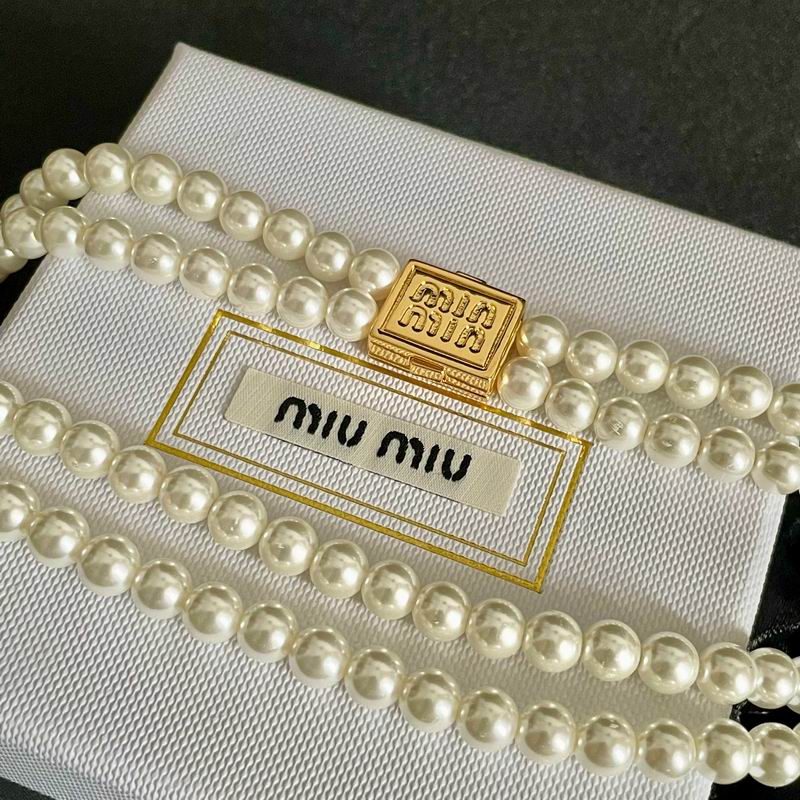 MiuMiu Necklace 06yxh02 (4)