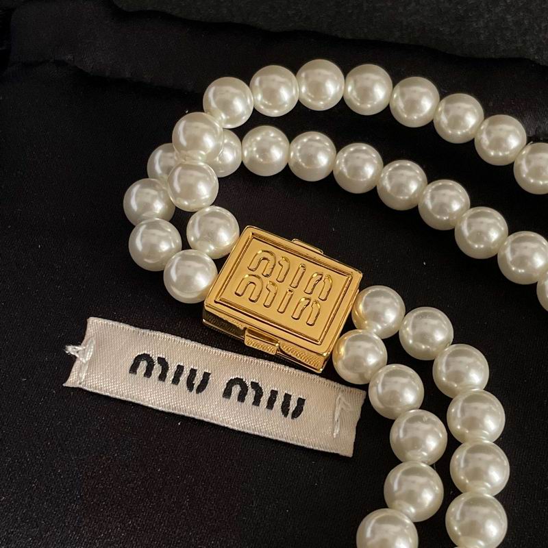 MiuMiu Necklace 06yxh02 (5)