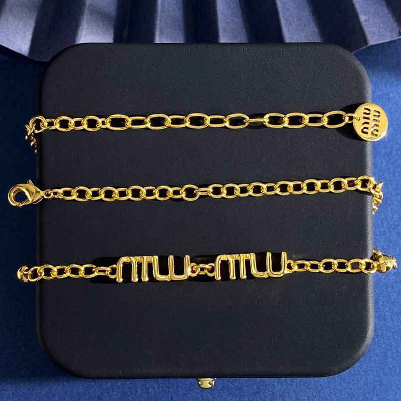 MiuMiu Necklace 06yxh03 (4)
