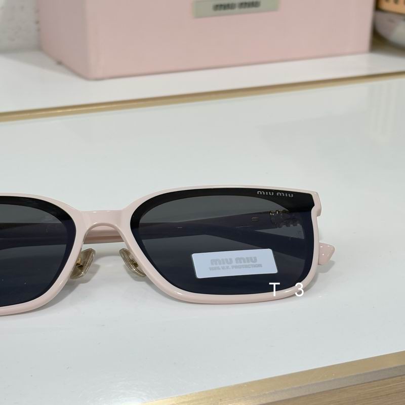 MiuMiu SMU18ZS 61 15-145 c08