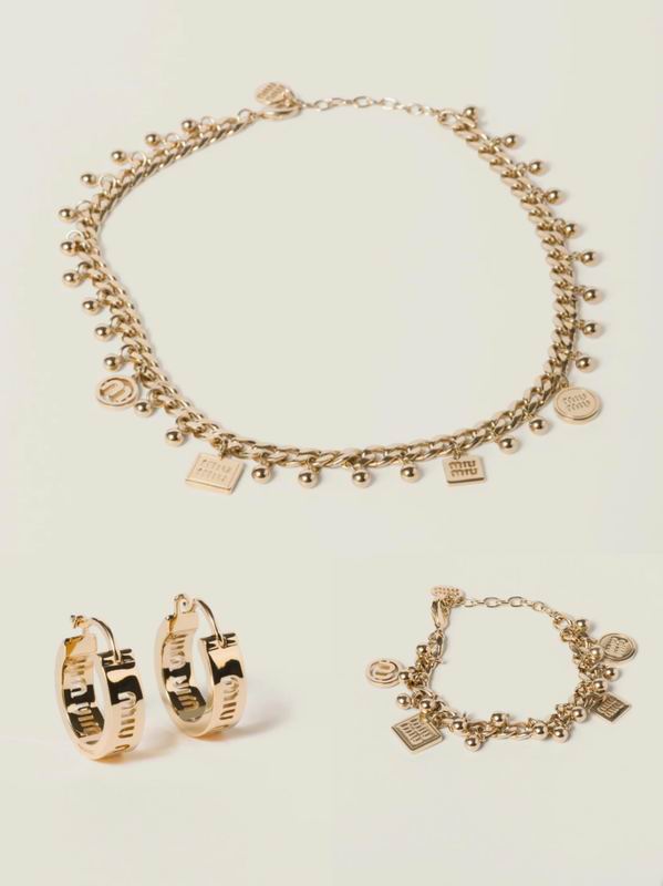 MiuMiu suits 05yxh01 (7)