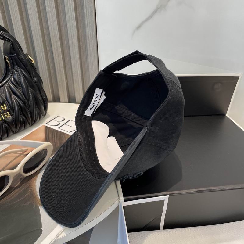 Miumiu cap dx (226)