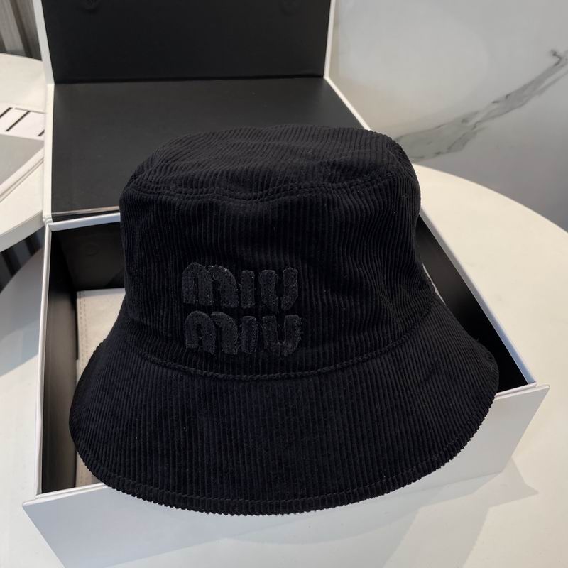 Miumiu hat dx (133)