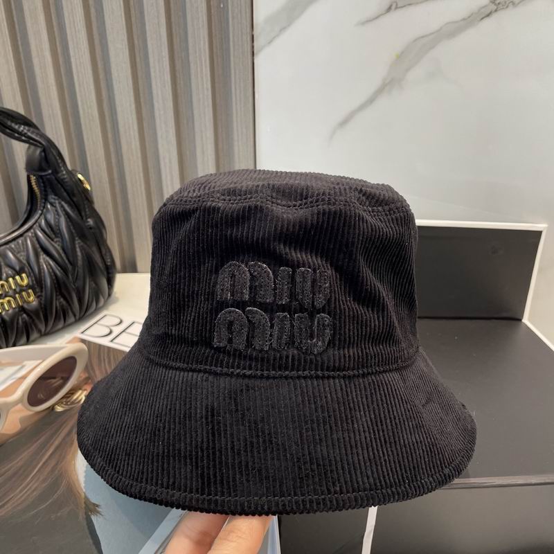 Miumiu hat dx (136)