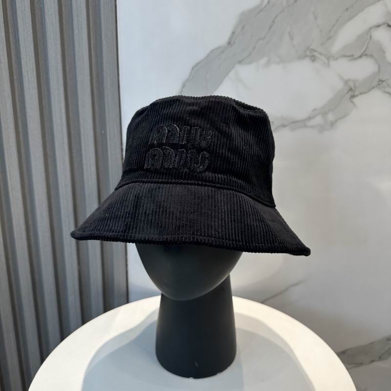 Miumiu hat dx (137)