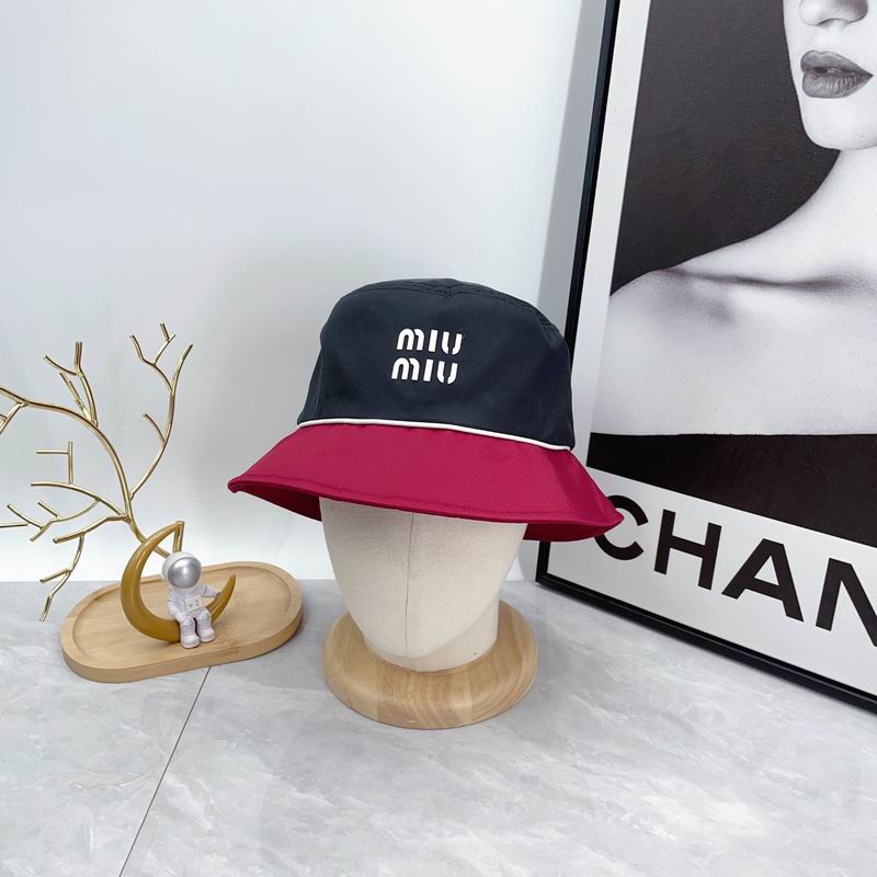 Miumiu hat dx (164)