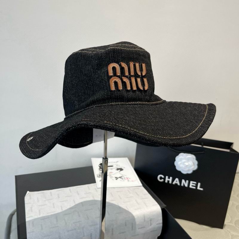 Miumiu hat dx (172)