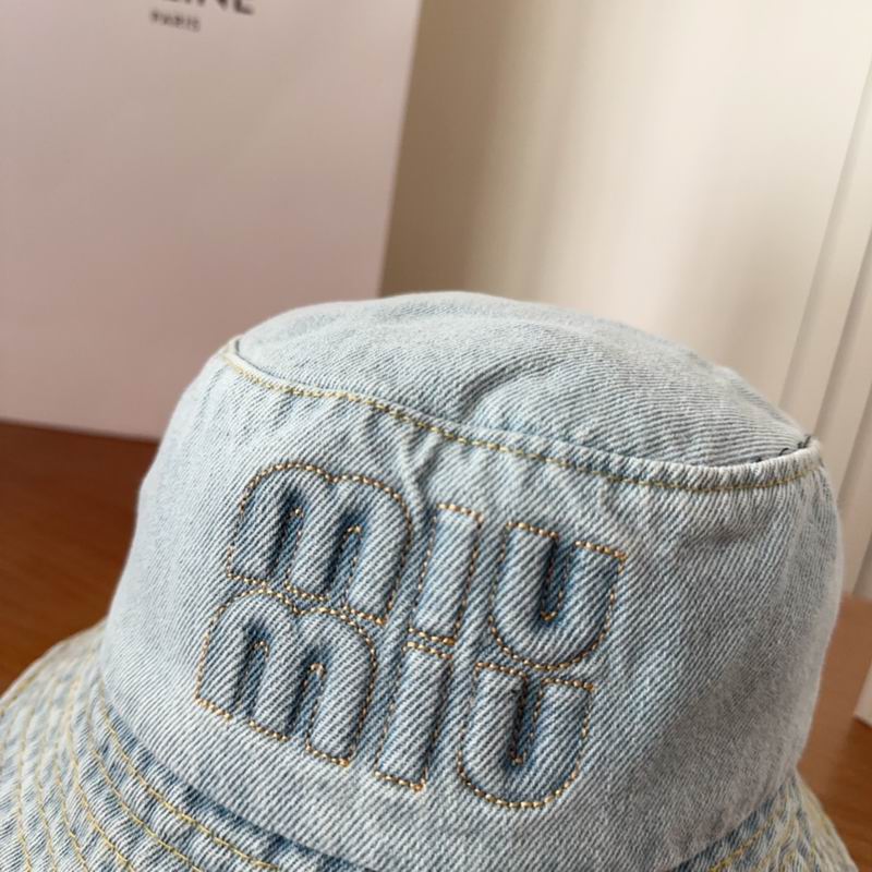 Miumiu hat dx (608)