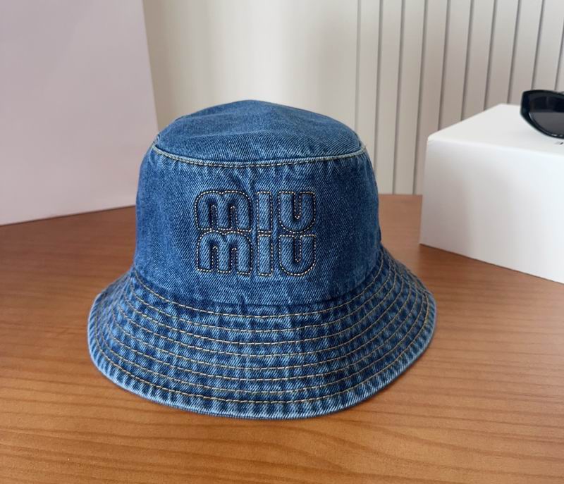 Miumiu hat dx (627)