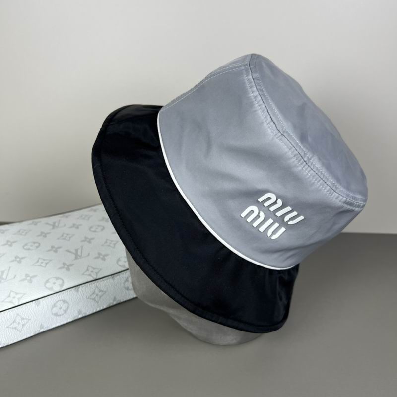 Miumiu hat dx (635)