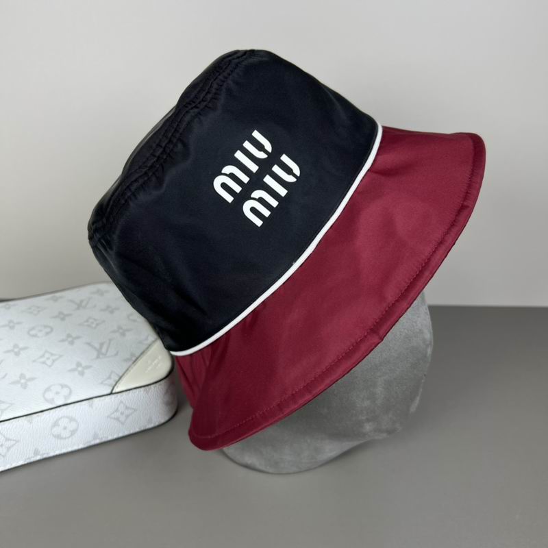 Miumiu hat dx (643)
