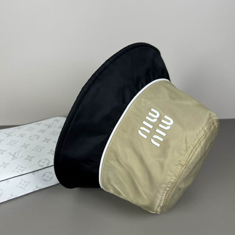 Miumiu hat dx (650)