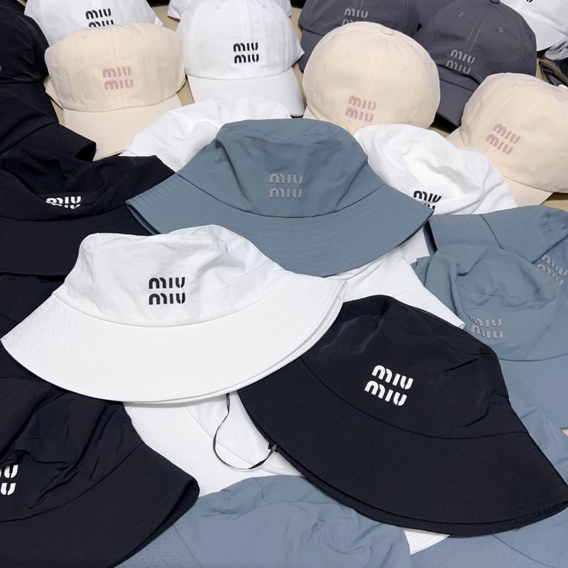 Miumiu hat dx (779)
