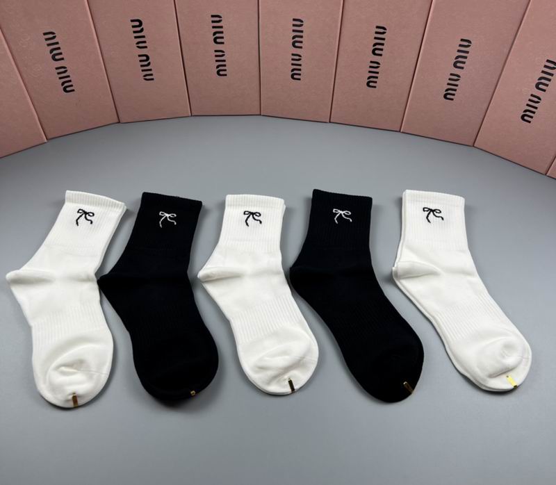 Miumiu socks (1)
