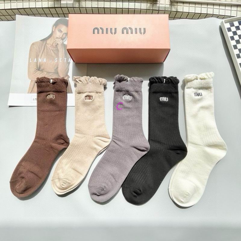 Miumiu socks (16)