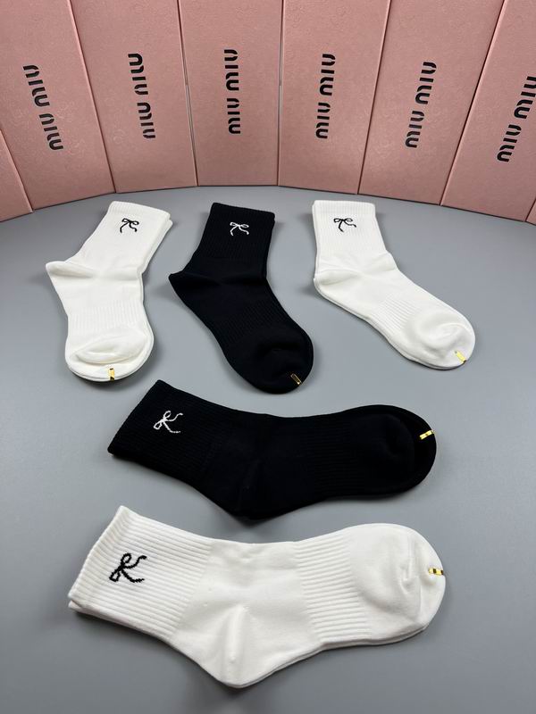 Miumiu socks (2)