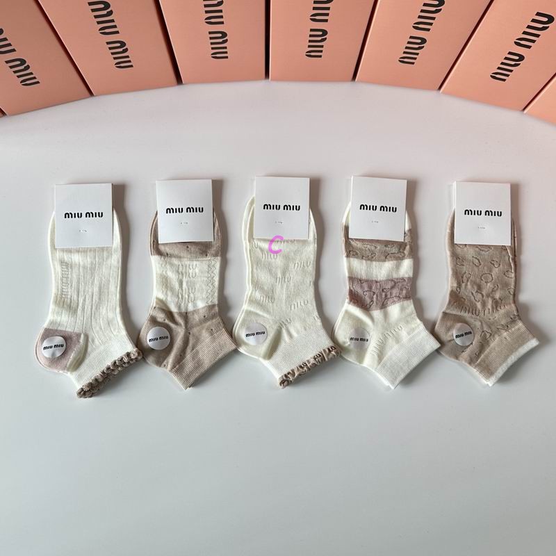 Miumiu socks (22)