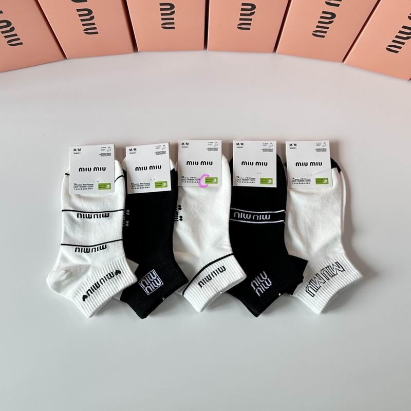 Miumiu socks (23)