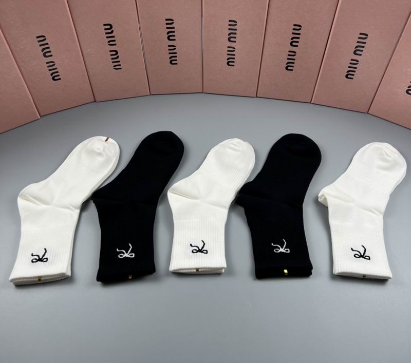 Miumiu socks (3)