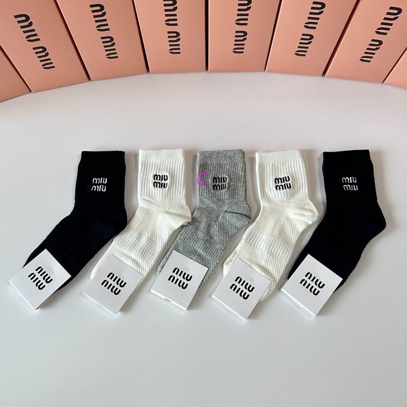 Miumiu socks (33)