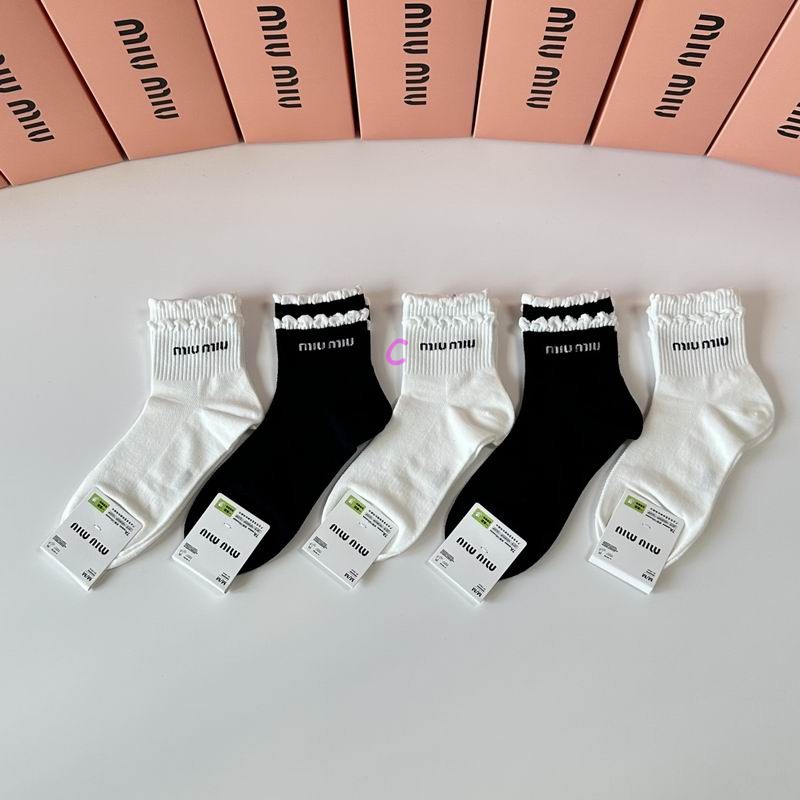 Miumiu socks (35)