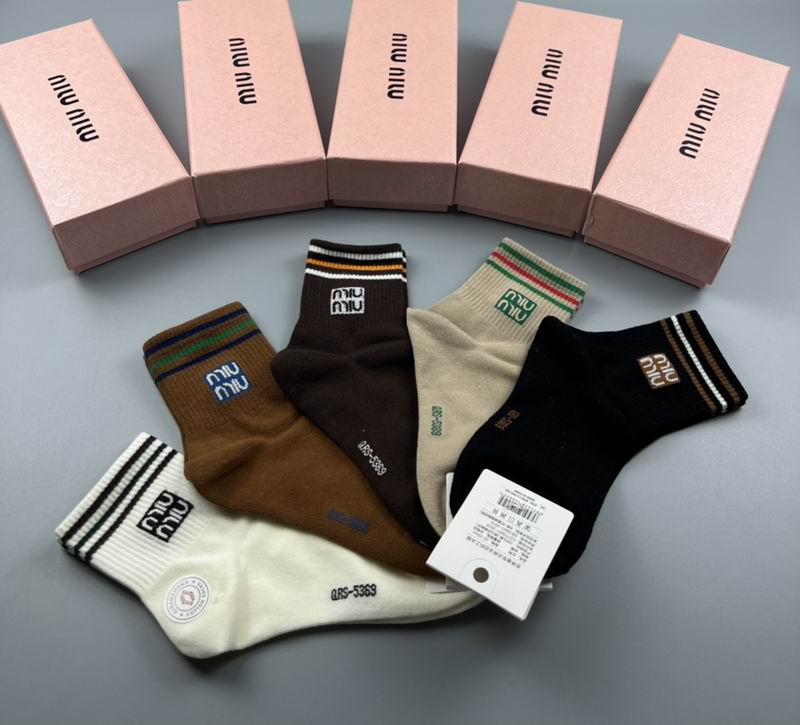Miumiu socks  (2)