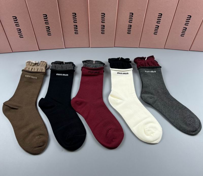 Miumiu socks  (5)