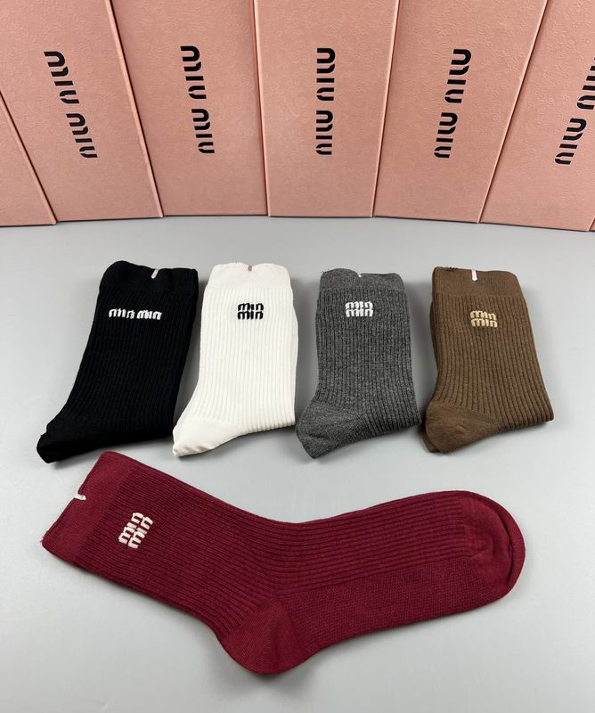 Miumiu socks  (5)