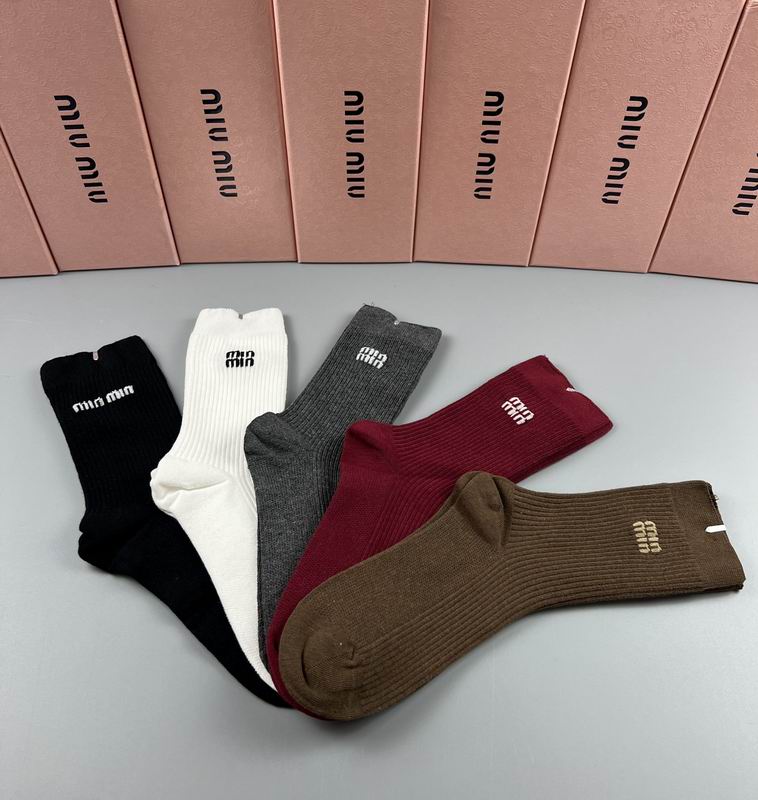 Miumiu socks  (7)