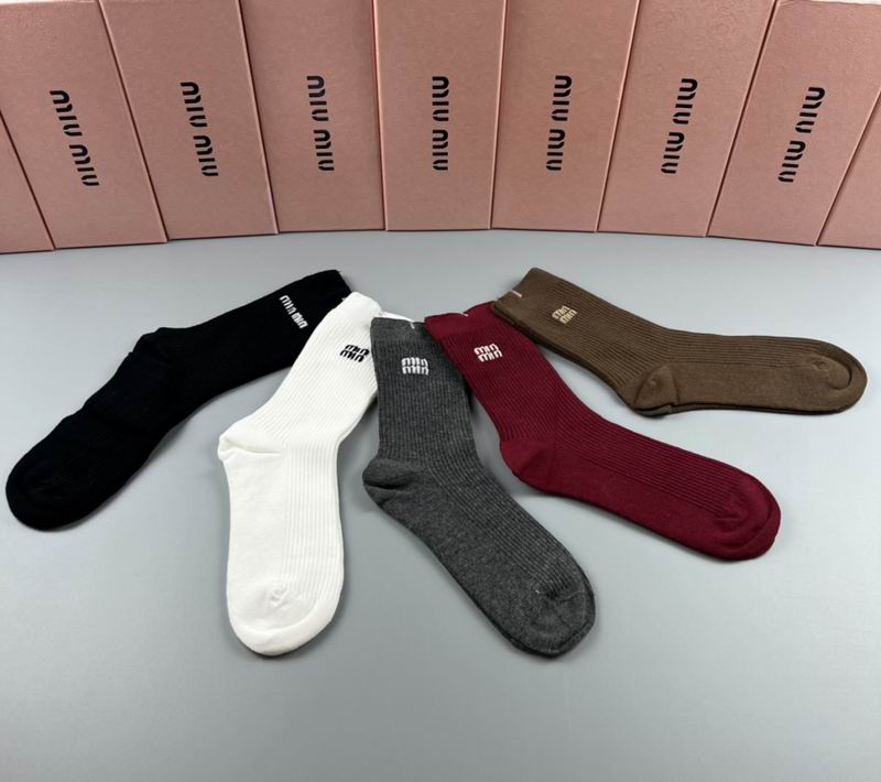 Miumiu socks  (8)