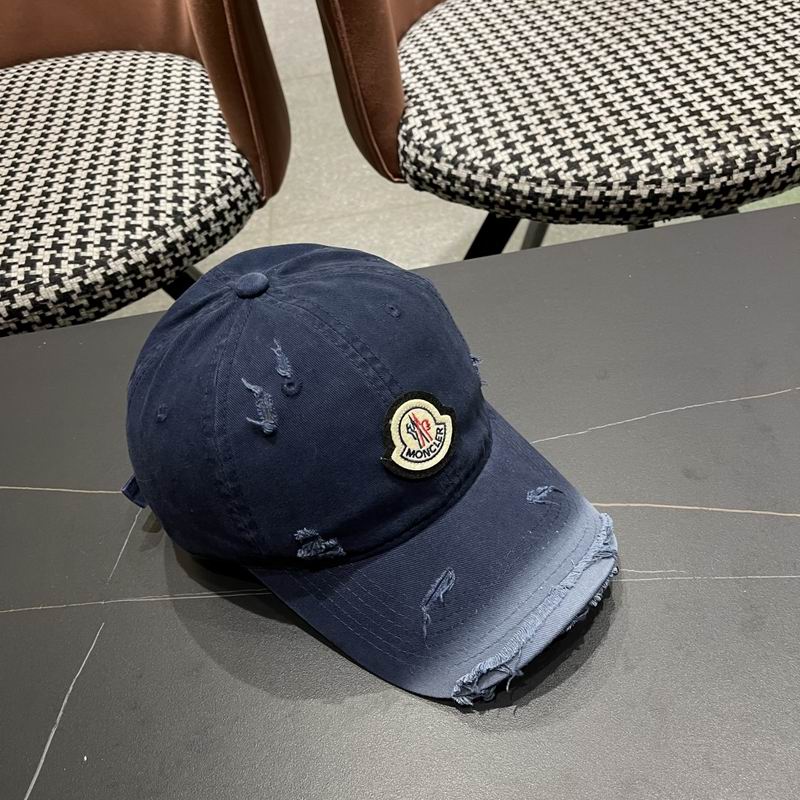 Moncler cap (120)