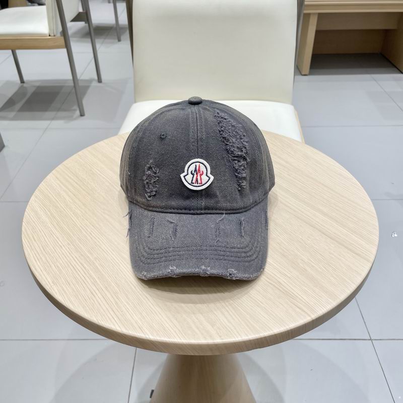 Moncler cap (224)