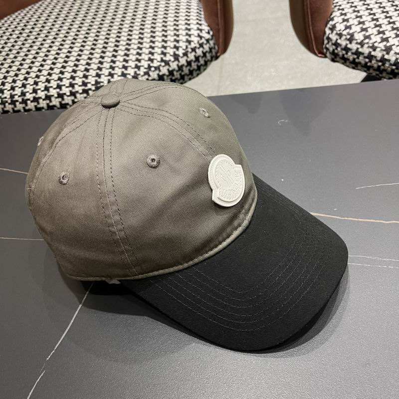 Moncler cap (250)