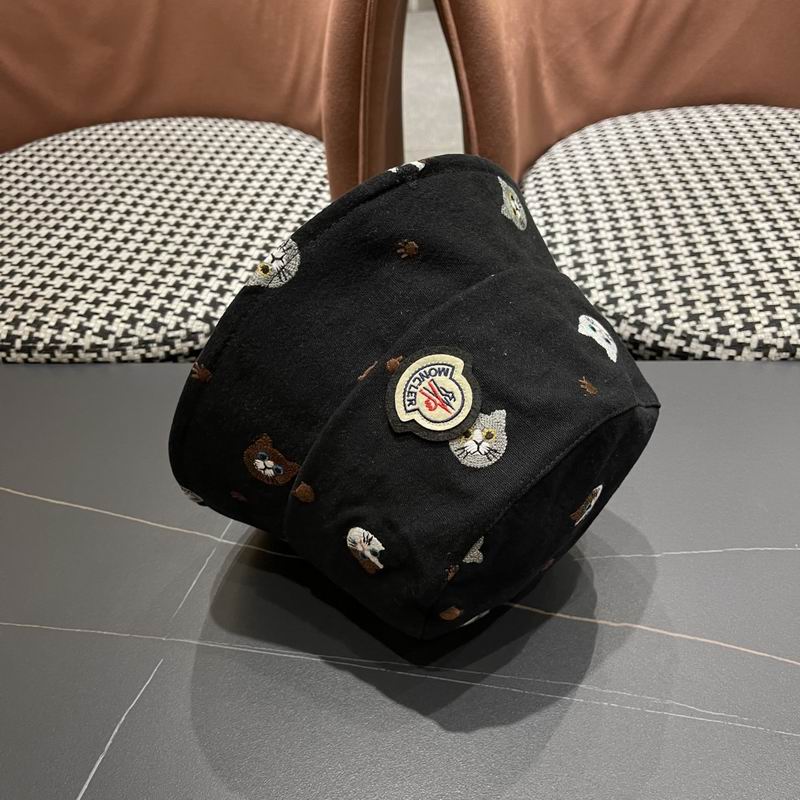 Moncler hat (101)