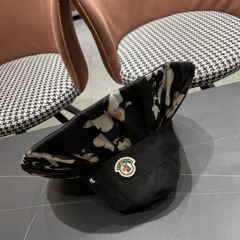 Moncler hat (177)