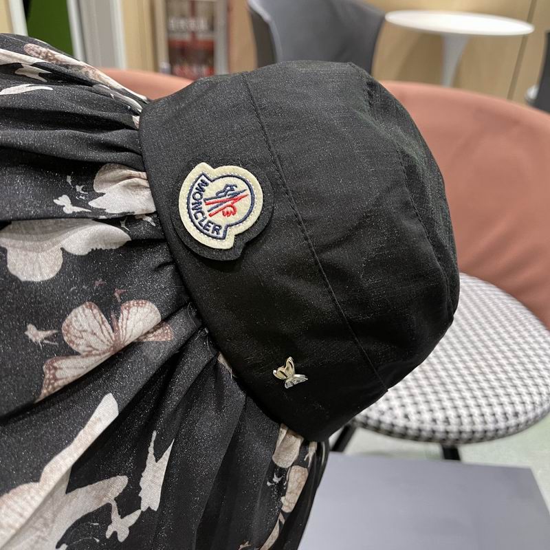 Moncler hat (178)