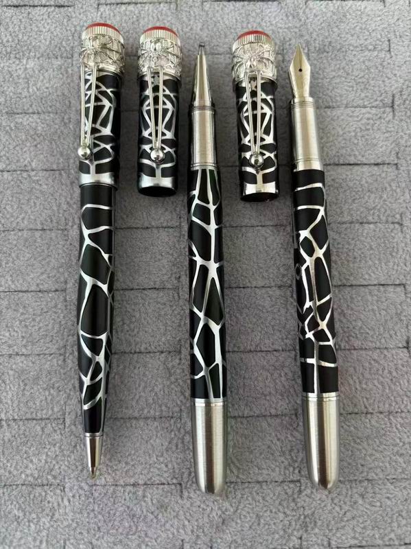 Montblanc pen (1)